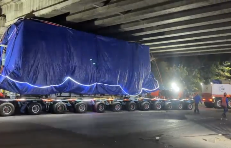Transport Trafo 340 Ton dari Cikarang ke GITET 500 kV Paiton